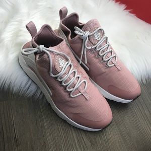 nike air huarache run ultra pink